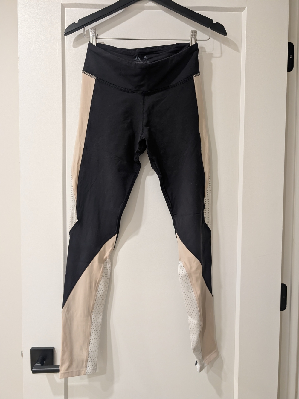 Reebok Black and Beige High-Rise Performance Leggings